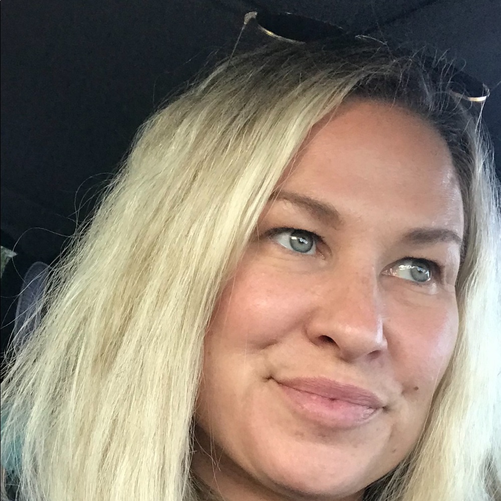 Meet your Posher, Lynda